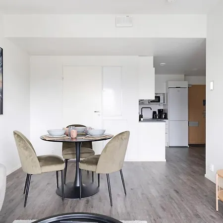 Huoneistohotelli Serviced Lansivayla By Uhanda *