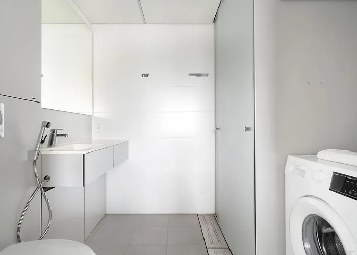 Serviced Lansivayla By Uhanda